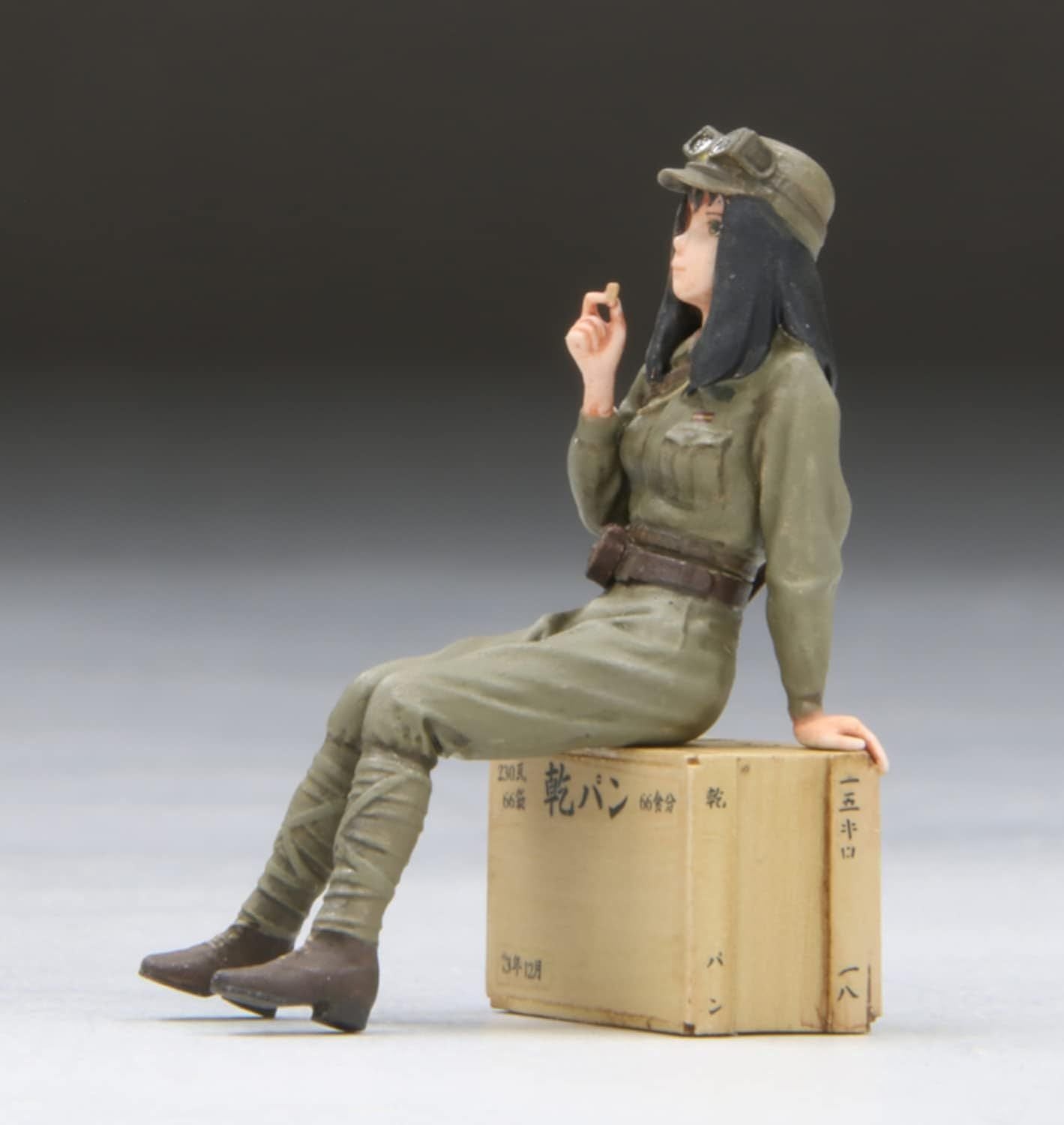 Fine Molds HC9 1/35 Hijou Otome Series Ichibana (Someday) w/Type 94 Light Armored Car, Late Renovation - BanzaiHobby