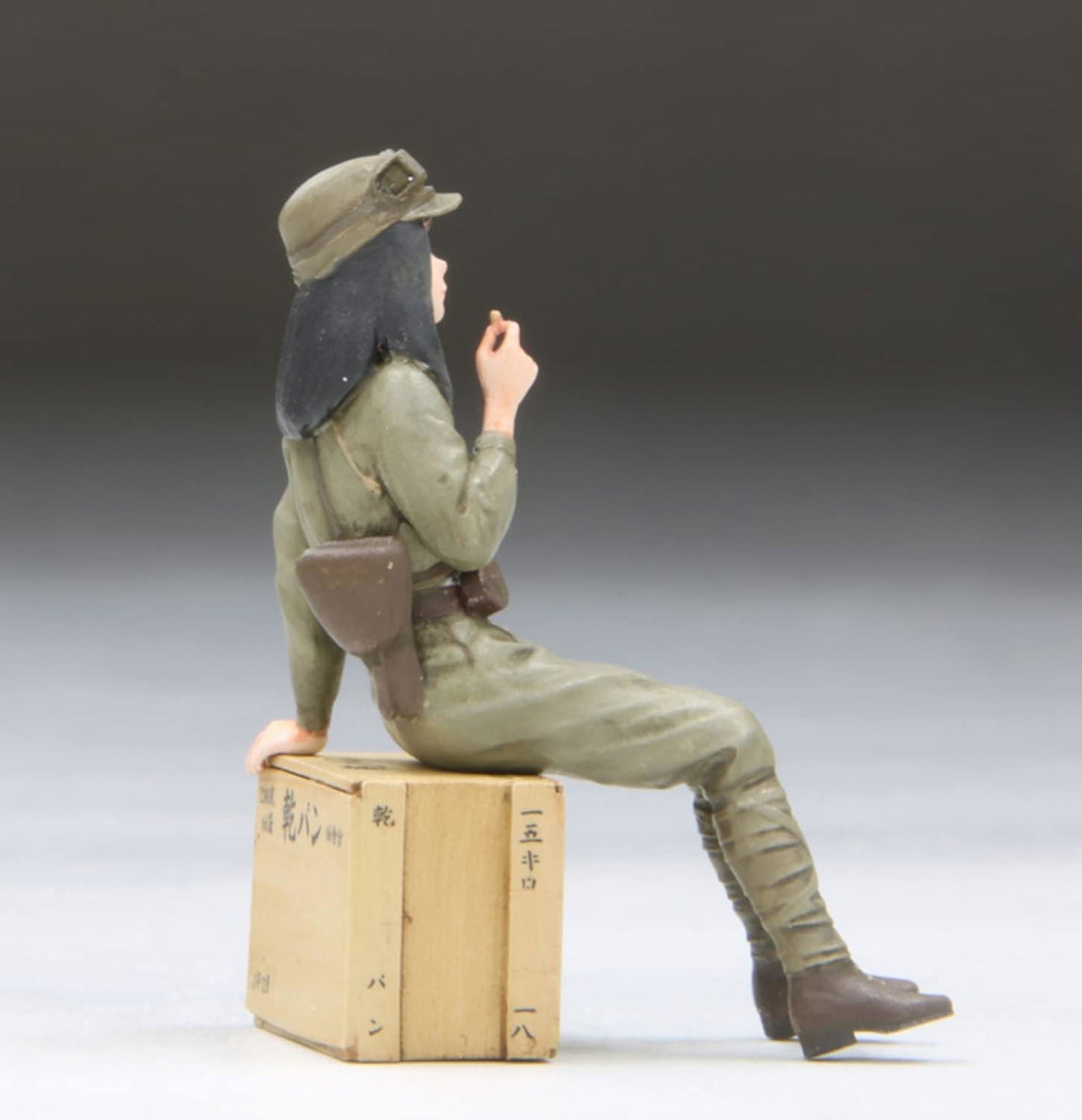 Fine Molds HC9 1/35 Hijou Otome Series Ichibana (Someday) w/Type 94 Light Armored Car, Late Renovation - BanzaiHobby