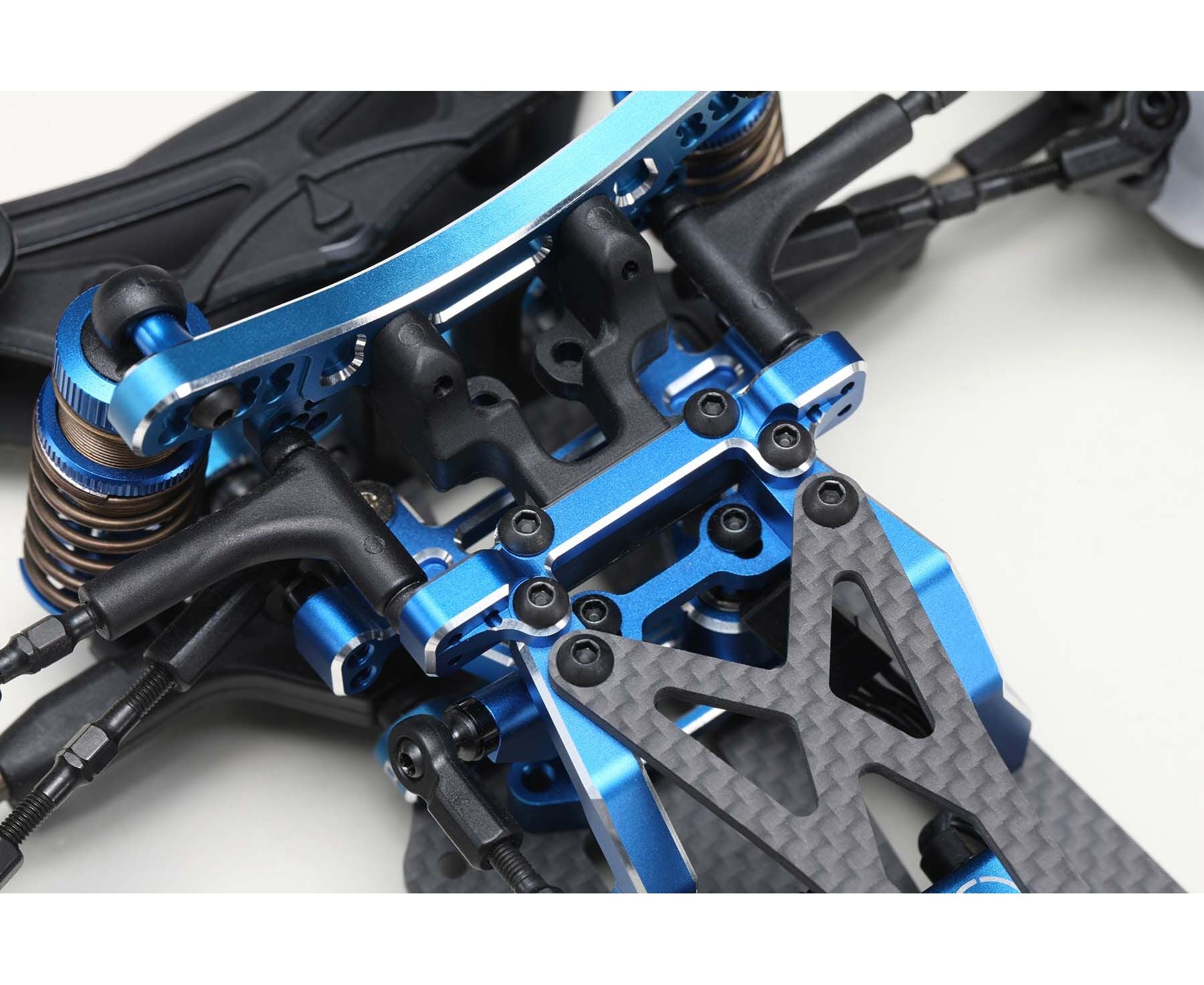 Yokomo Y2-202UMBL Aluminum Upper Arm Mount for RD/SD Series (blue) - BanzaiHobby