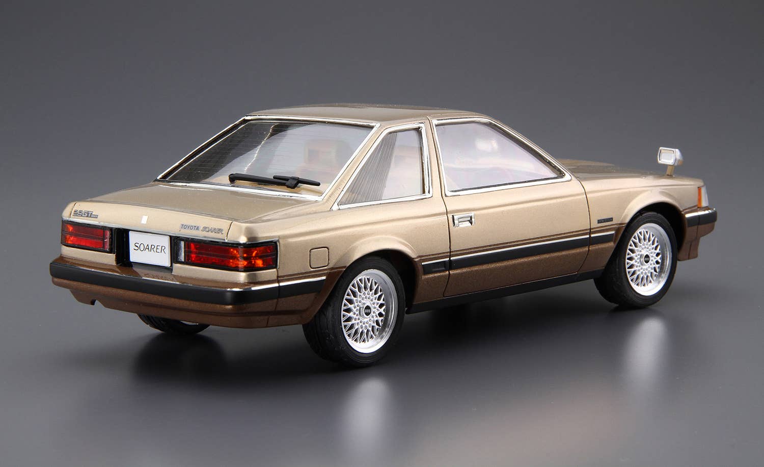 Aoshima 1/24 The Model Car No. 67 Toyota MZ11 Soarer 2800GT-EXTRA 81 - Aoshima Banzai Hobby