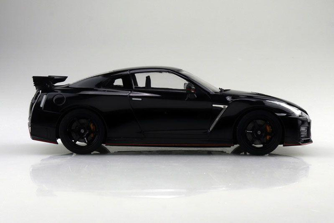 Aoshima 1/24 RakuPla Snap Kit No.05-MB R35 NISSAN GT-R NISMO 2017 Meteor Flake Black Pearl - BanzaiHobby