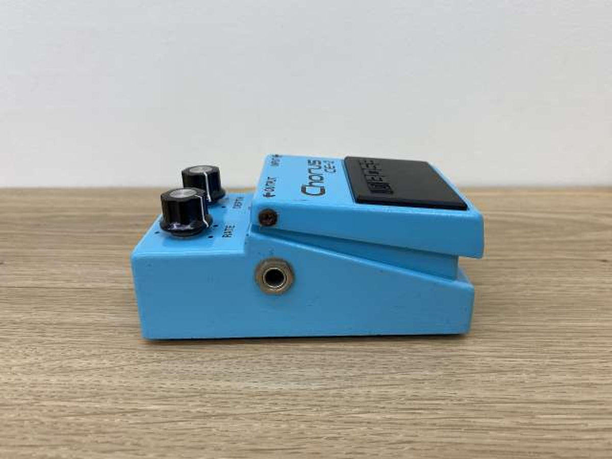 BOSS Chorus CE-2