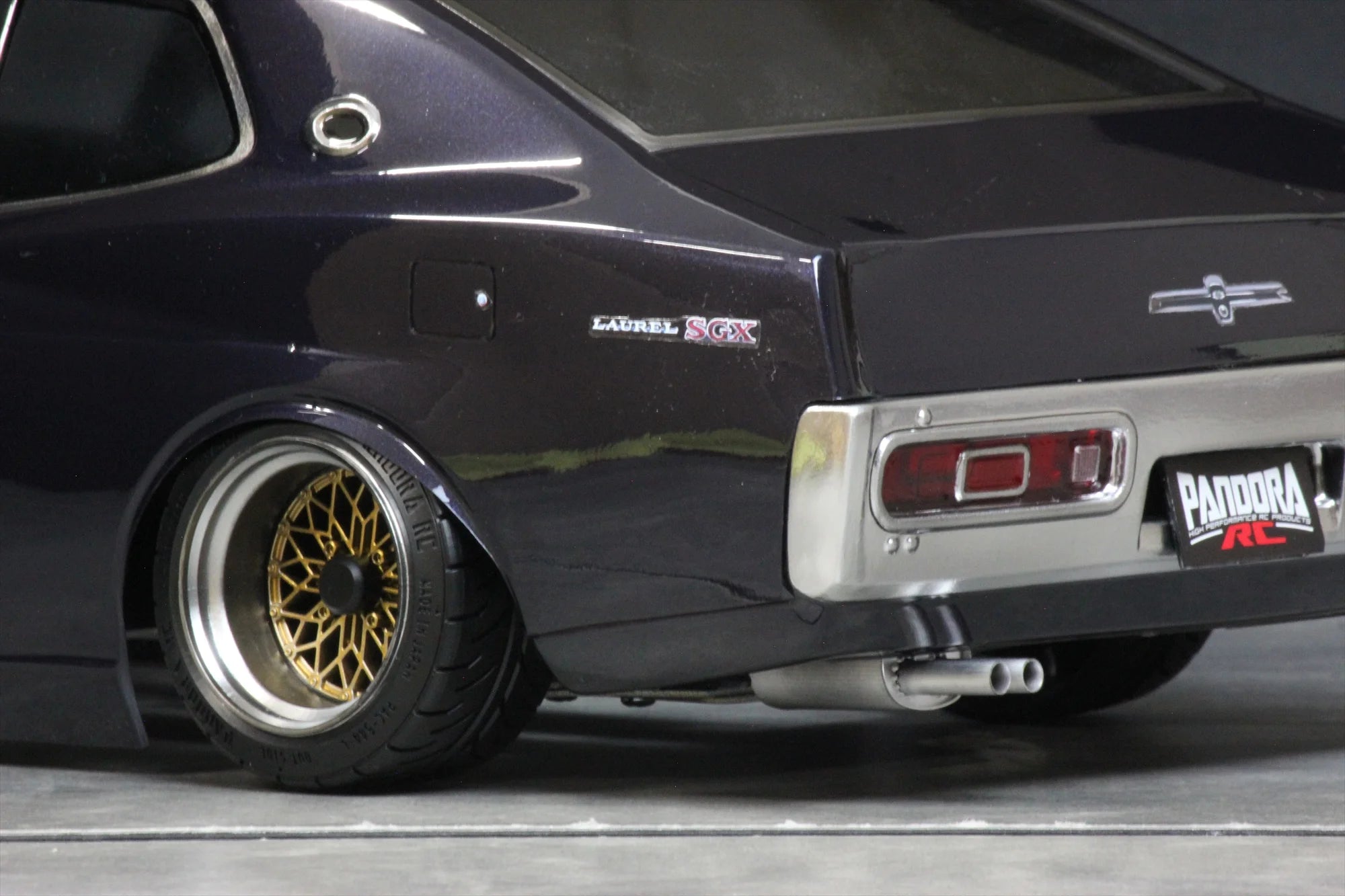Pandora RC APA-1568 Classic Car Dual Muffler (Bracket) - BanzaiHobby