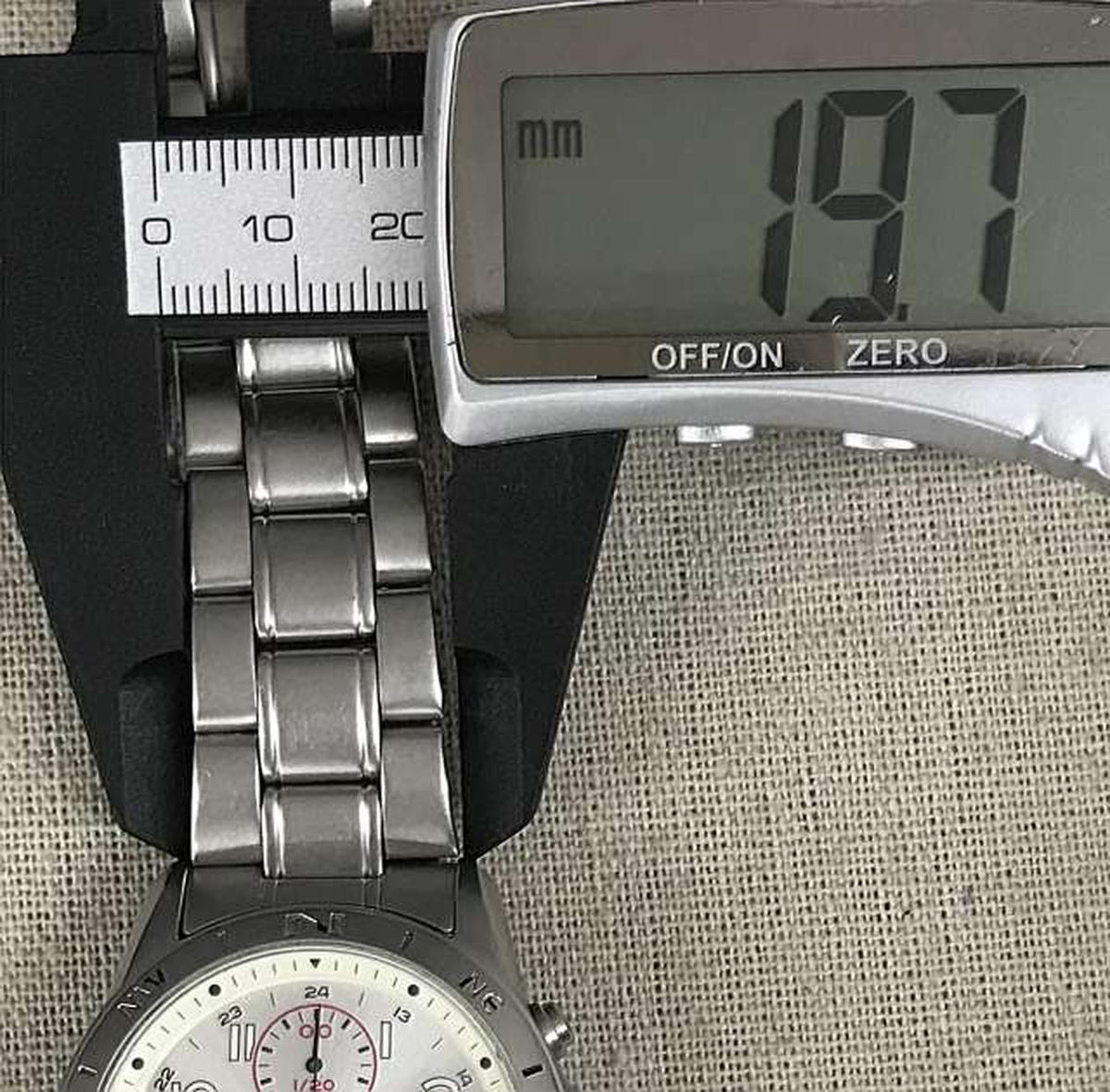 SEIKO Quartz Wristwatch 7T92-0DX0