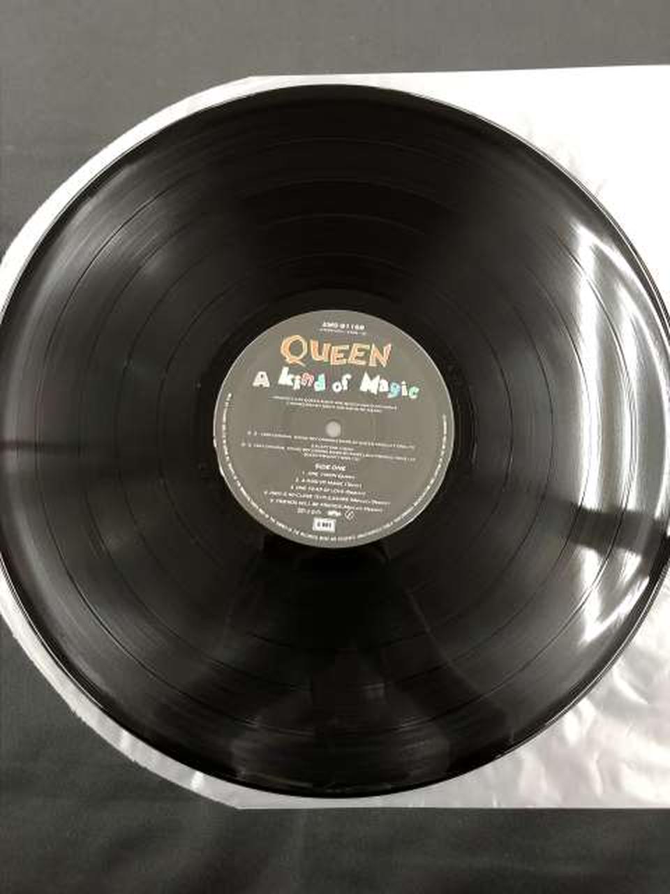 EMI Western Music QUEEN/A KIND OF MAGIC