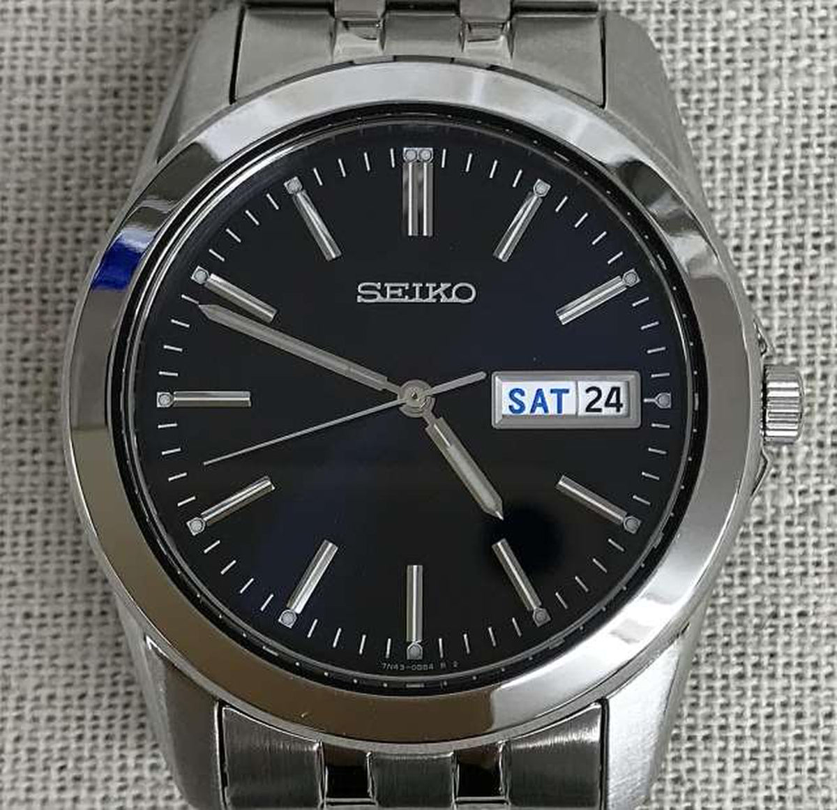 SEIKO Quartz Wristwatch 7N43-0AM0 - Banzai Thrifting | BanzaiHobby