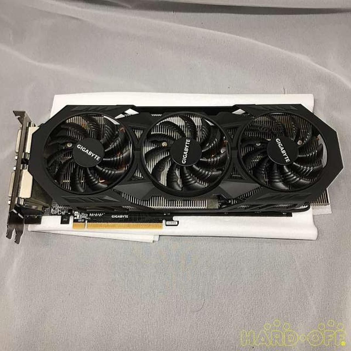 GIGABYTE Graphics Card (GTX970) GV-N970WF3OC-4DG