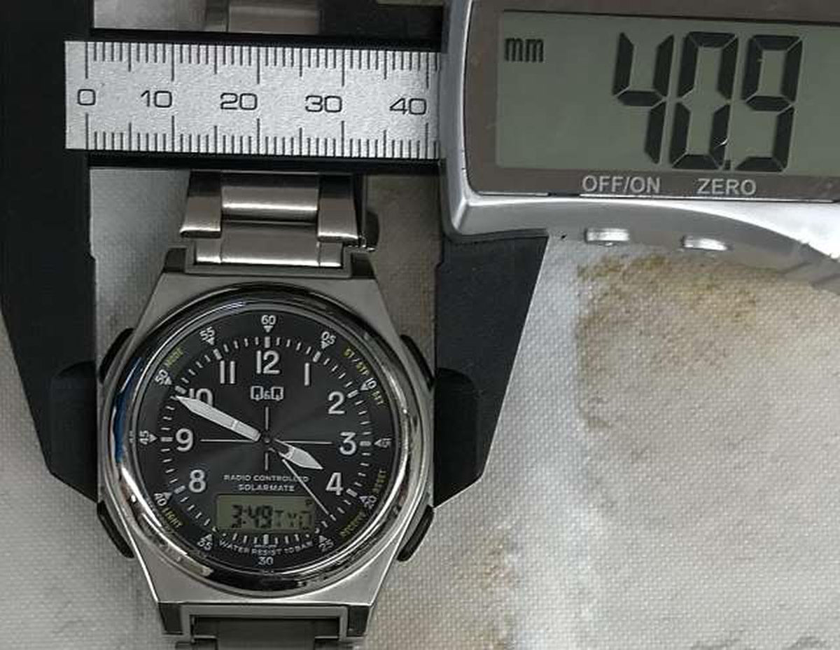 CITIZEN Q&Q Solar Radio-Controlled Wristwatch MD10-205 UP08