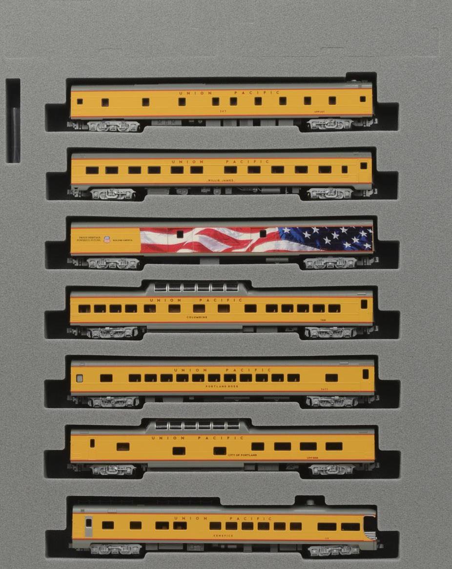 10-706-4 UP Excursion Train (7-Car Set)