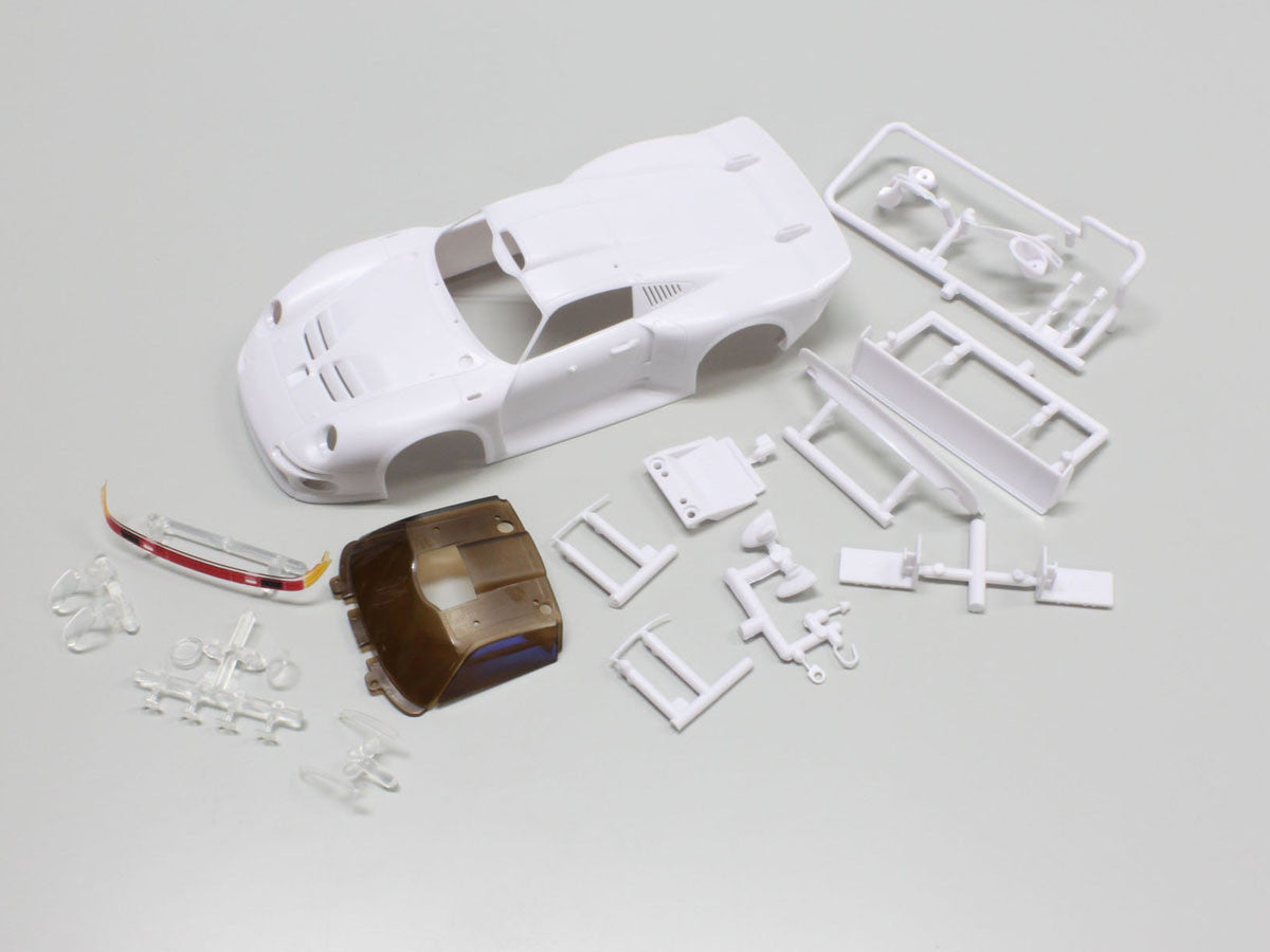 MZN103 Porsche 911 GT1 LM White Body Set (Unpainted)