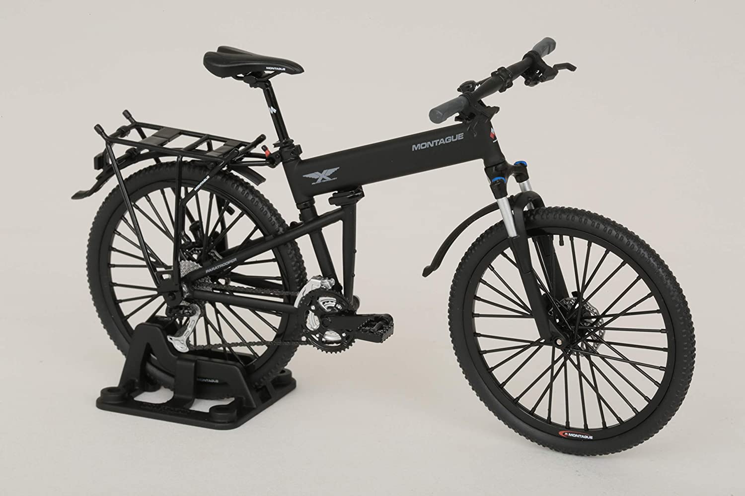 LM004 1/12 Little Armory (LM004) Montague Paratrooper Pro