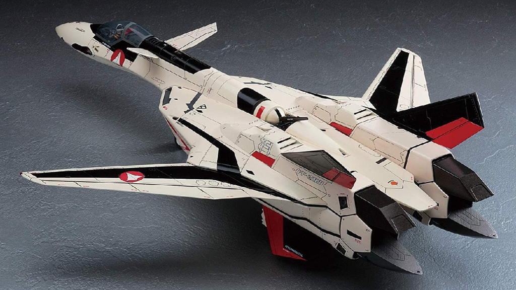 The Ultimate Macross Plus YF-19 Model: Hasegawa's 1/48 Scale
