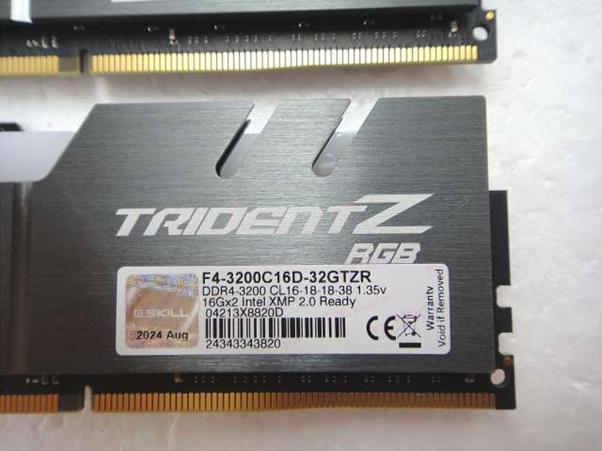 G.SKILL DDR4 Desktop Memory 16GB×2 Total 32GB F4-3200C16D-32GTZR