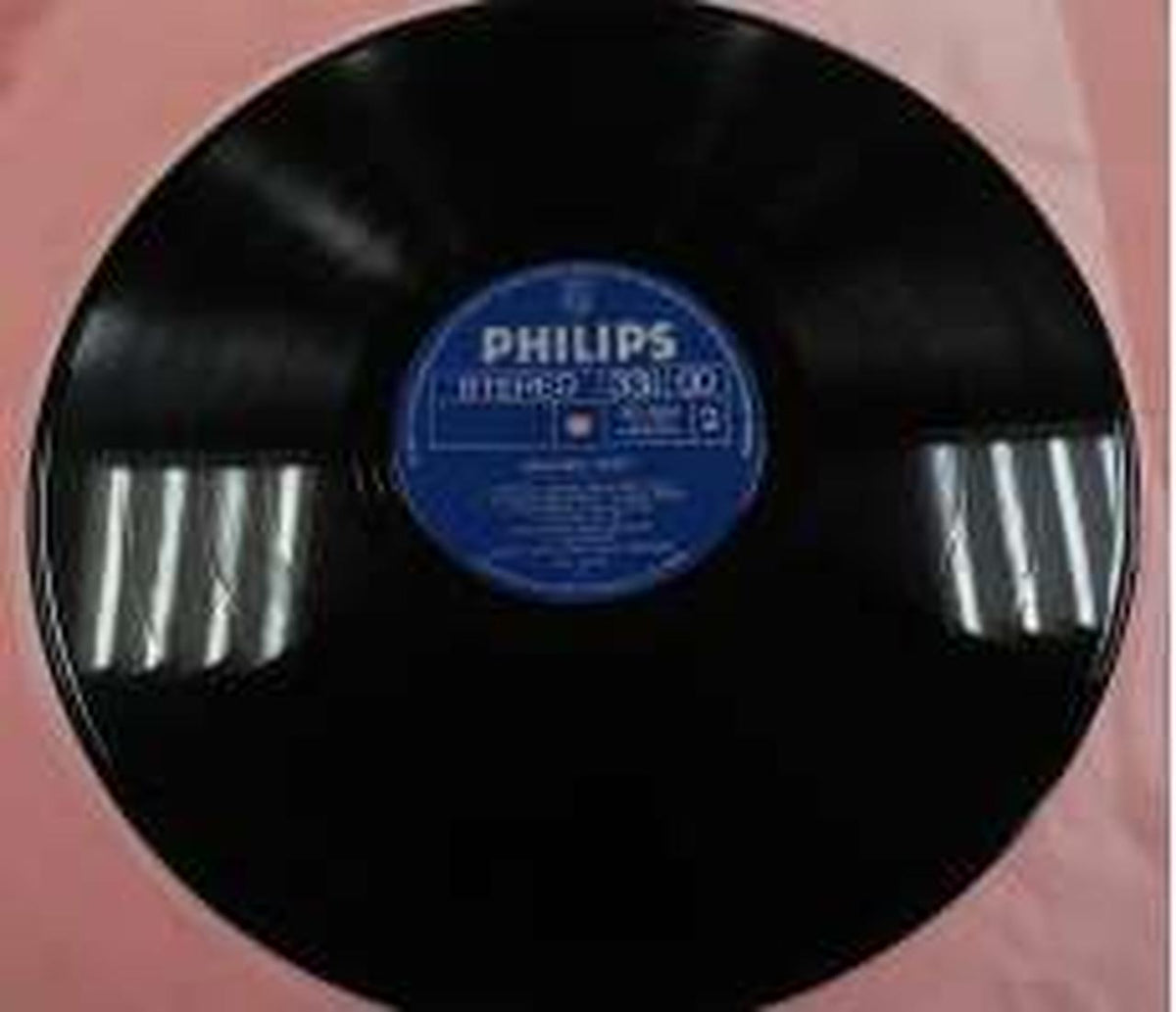 PHILIPS This is an album by singer Garcosta, who is considered Brazil's top artist. SFX-6009