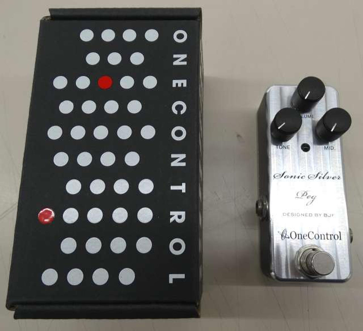 ONE CONTROL Other Effects Pedal: SONIC SILVER PEG