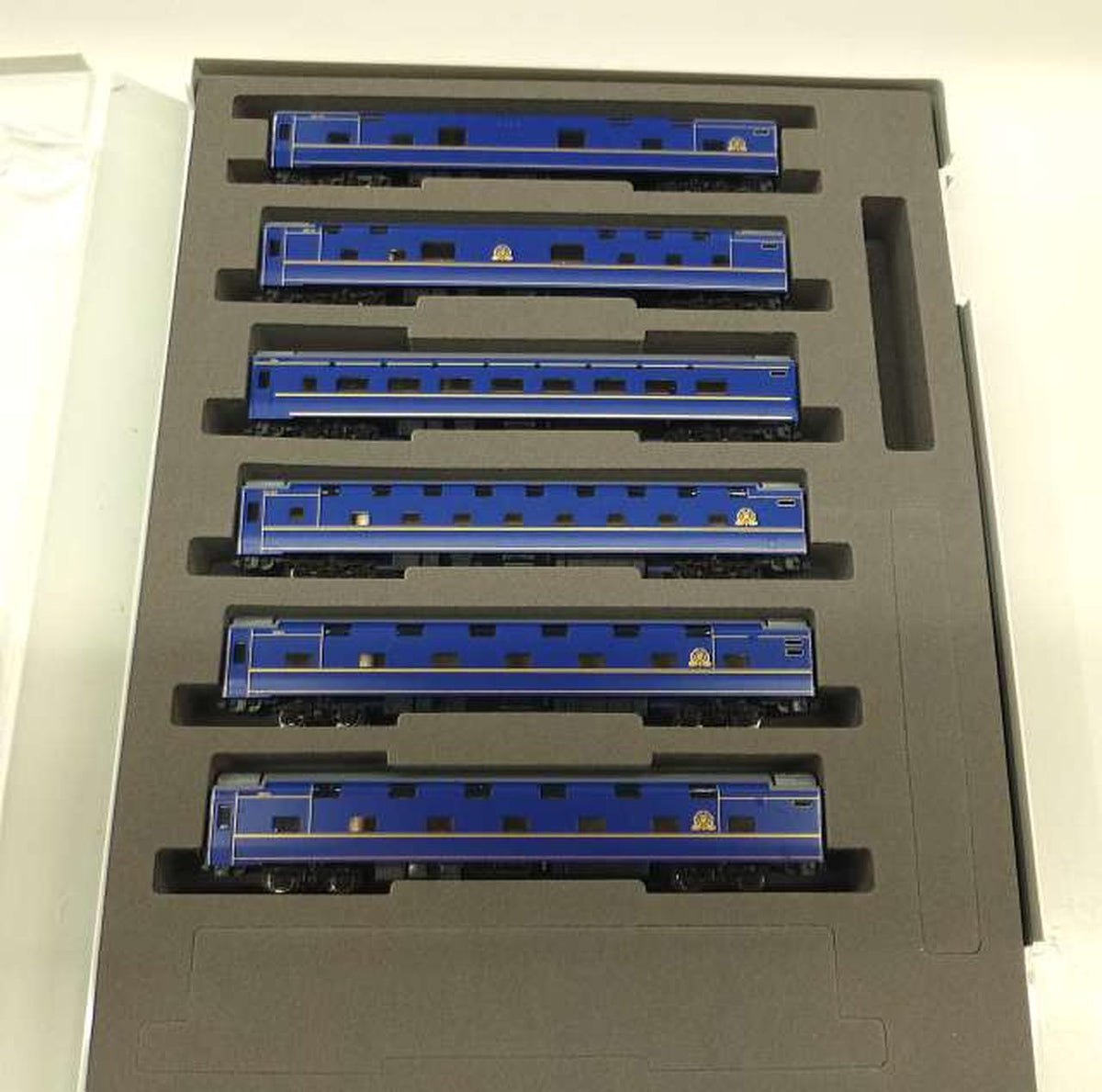 TOMIX Limited Express Sleeper Passenger Car N Gauge 98836