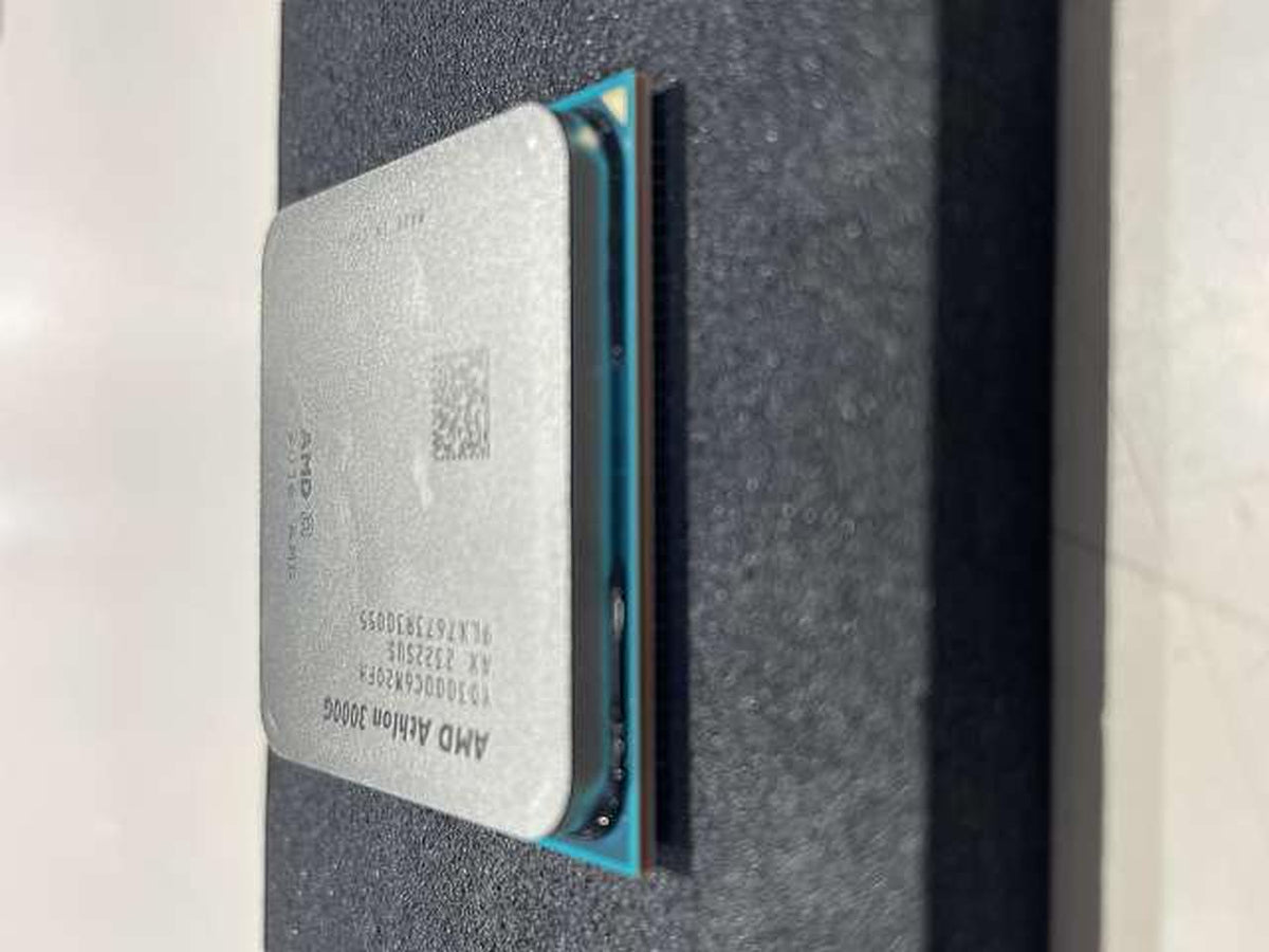 AMD A4 ATHLON 3000G