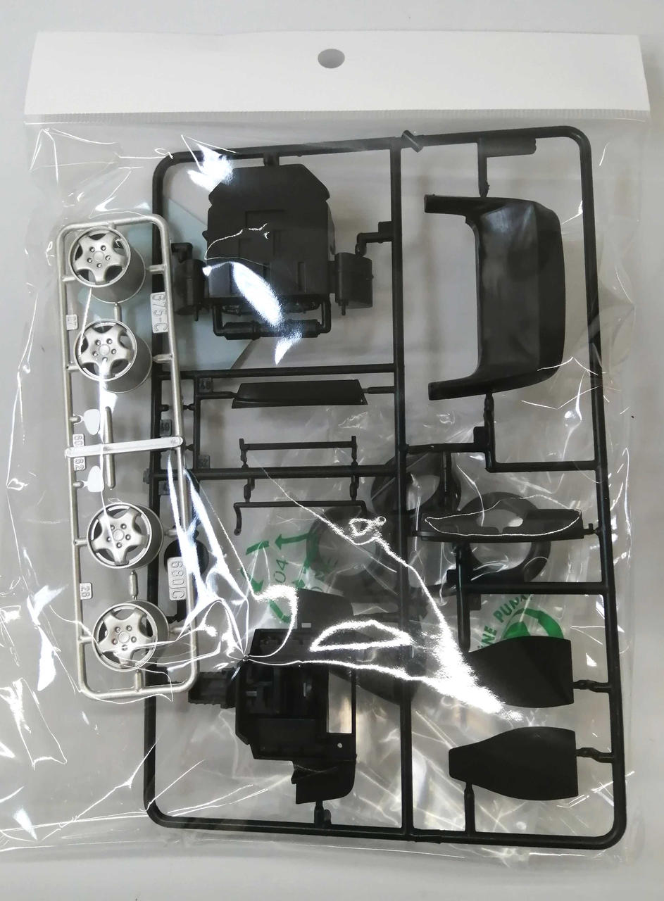 NO ID ITALE 1/24 Porsche 911 Carrera Cabrio '94 1/24 Porsche 911 Carrera Cabrio '94 - Banzai Thrifting | BanzaiHobby