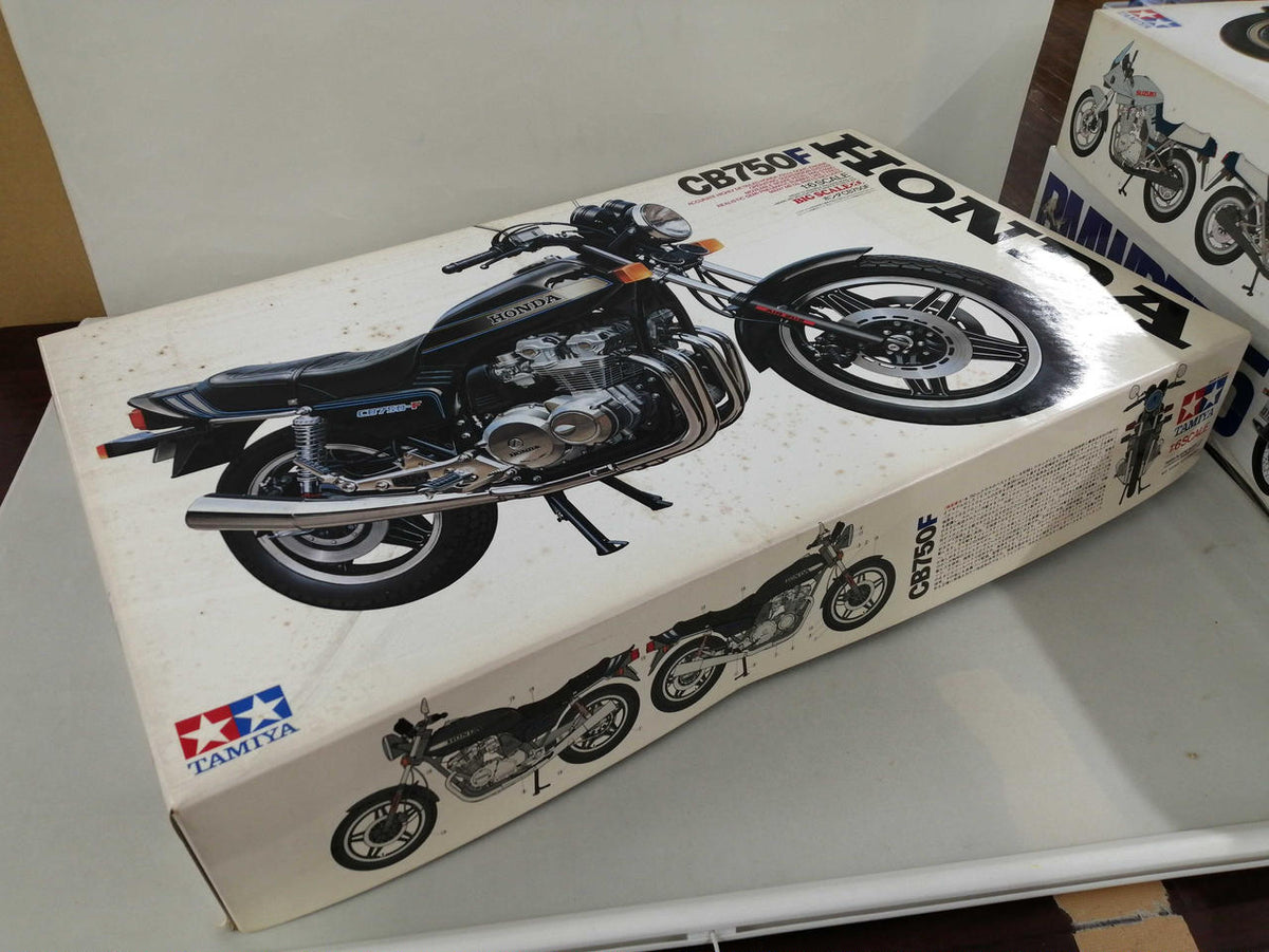 TAMIYA 1/6 Scale Honda CB750F - Banzai Thrifting | BanzaiHobby