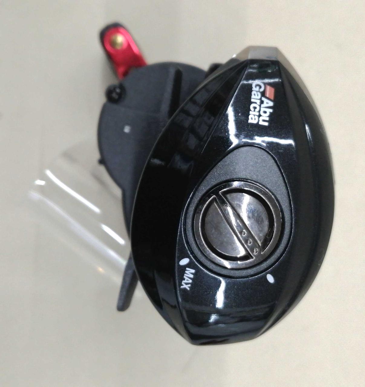 ABUGARCIA Baitcasting reel Black Max 2 – BanzaiHobby