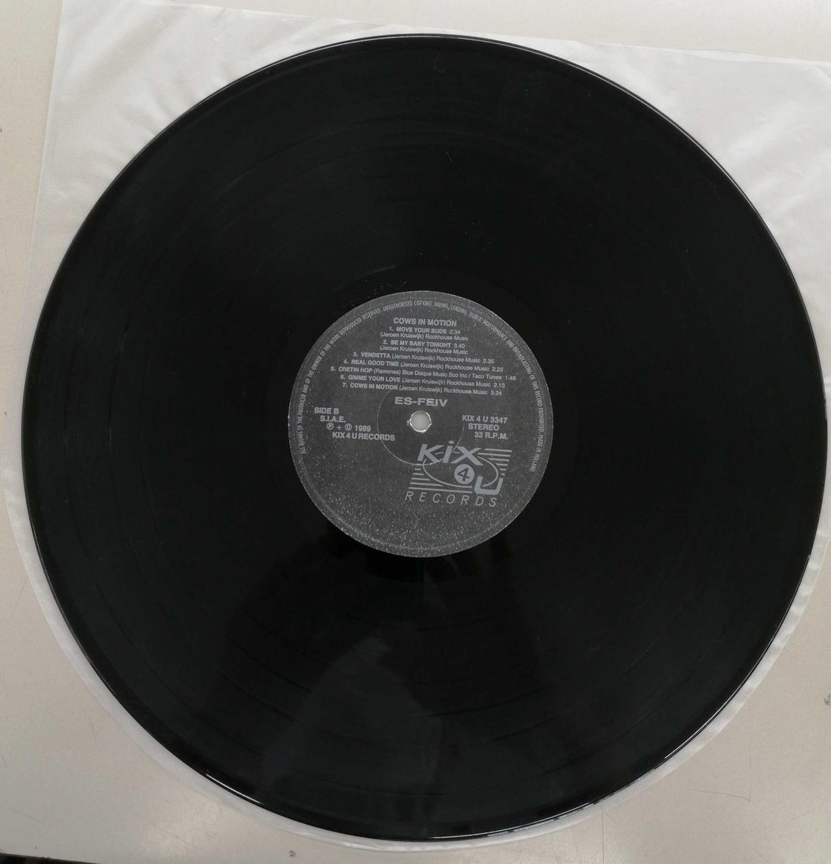 KIX 4 U RECORDS ES-FEIV / COWS IN MOTION KIX3347