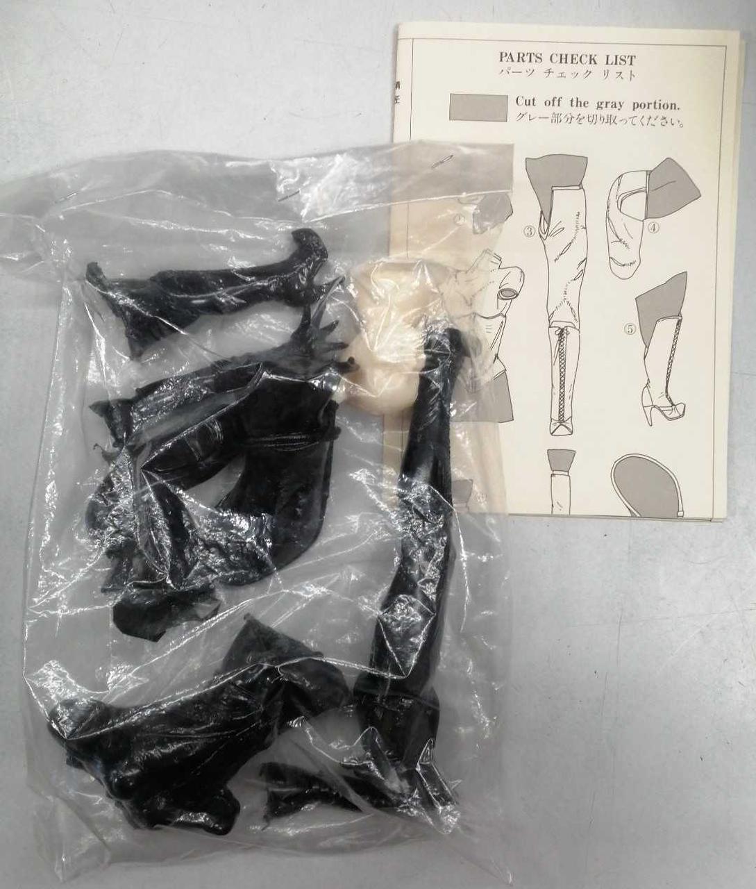 Takara Catwoman 1/6 Soft Vinyl Kit "Batman Returns" - Banzai Thrifting | BanzaiHobby