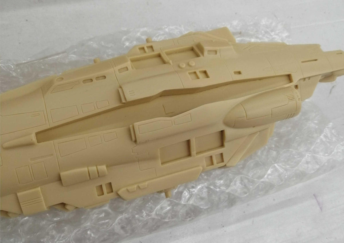 SOY-YA Garage Kit Crusher Joe Allied Space Force Heavy Cruiser Cordoba - Banzai Thrifting | BanzaiHobby