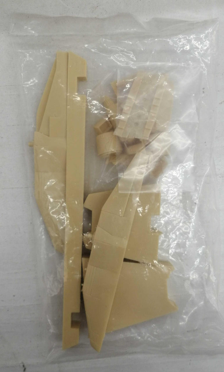 SOY-YA Garage Kit Crusher Joe Allied Space Force Heavy Cruiser Cordoba - Banzai Thrifting | BanzaiHobby