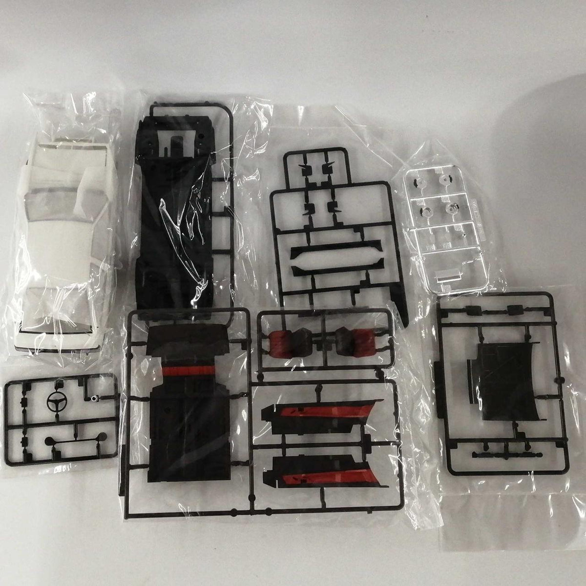 Aoshima 1/24 Pre-Painted Model Initial D TAKUMI FUJIWARA AE86 TRUE - Banzai Thrifting | BanzaiHobby