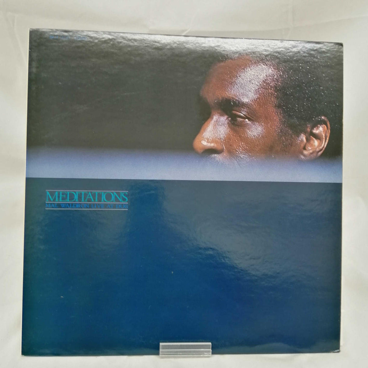 VICTOR [EX] Mediations / Mediations / Mal Wall SMJX-10147