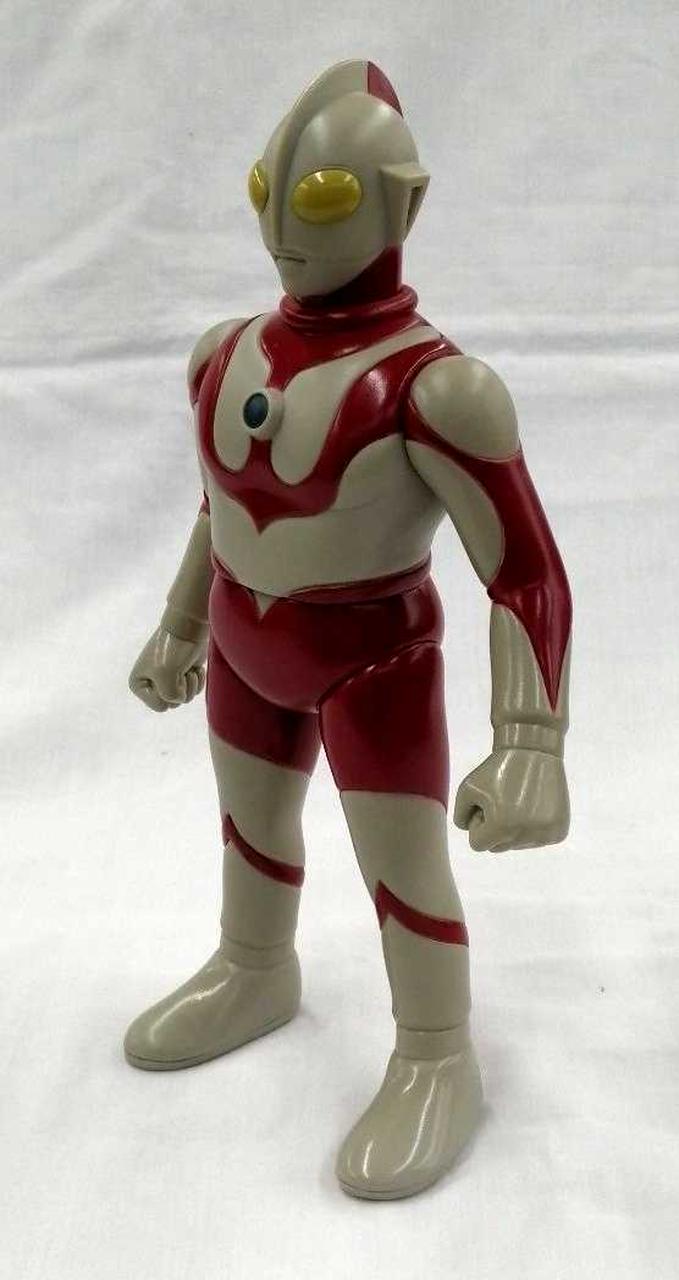 ART STORM Soft Vinyl Kazuo Umezu Version Ultraman