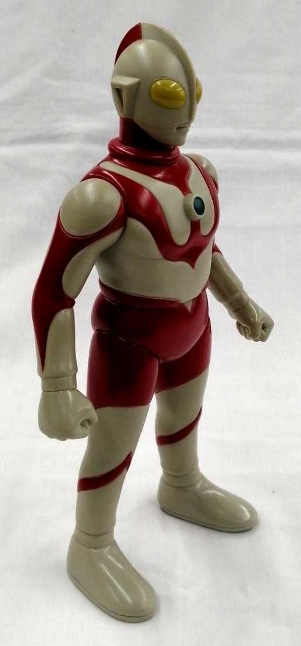 ART STORM Soft Vinyl Kazuo Umezu Version Ultraman
