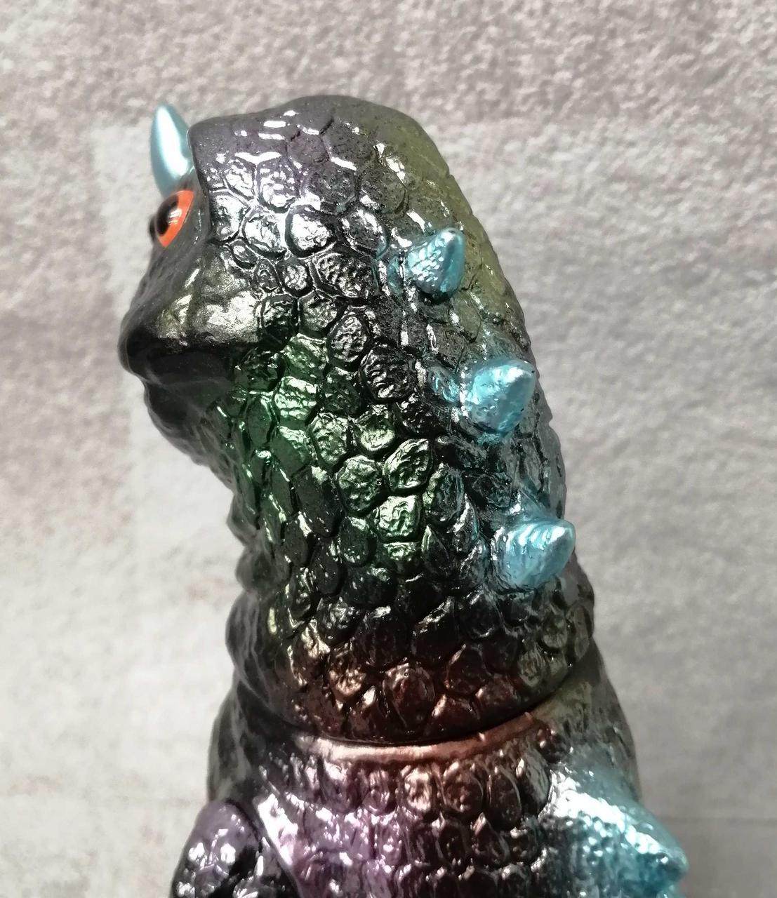 RAI SOFUBI Soft Vinyl Superstar Dinosaur