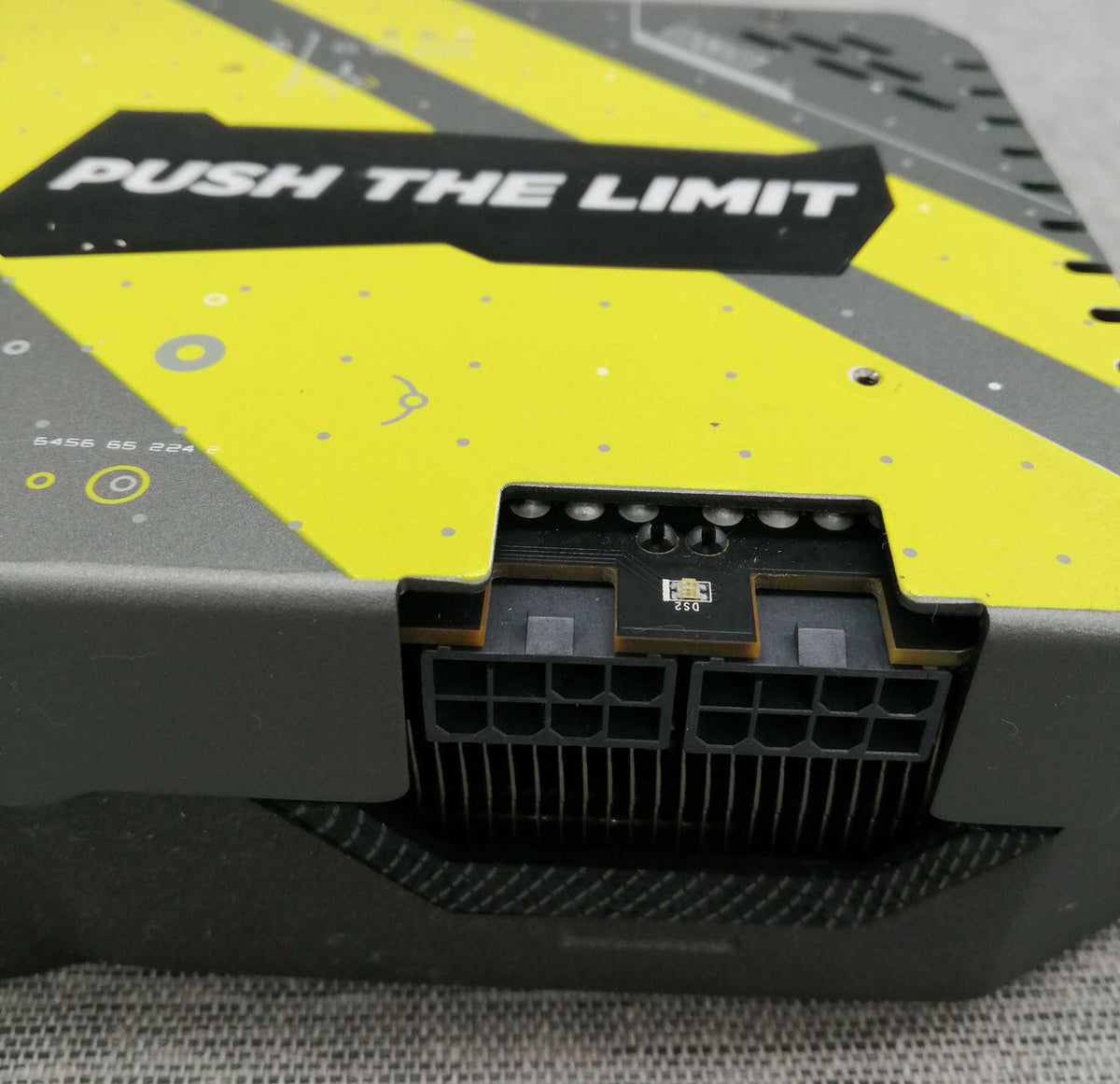 ZOTAC Graphics Board: GEFORCE GTX1080 AMP EXTREAM