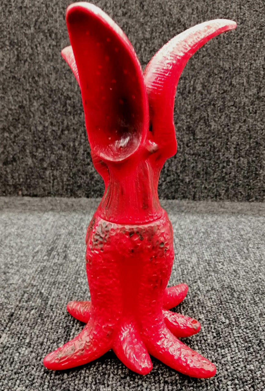 Daiei Retro Soft Vinyl Virus (Red VER.) ） - Daiei Banzai Hobby