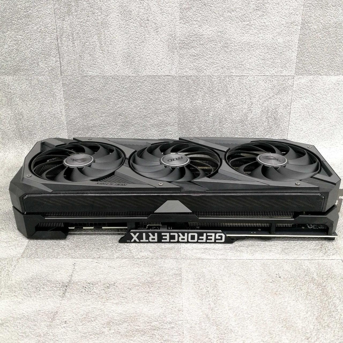 ASUS Graphics Board: ROG-STRIX-RTX3070-O8G-GAMING