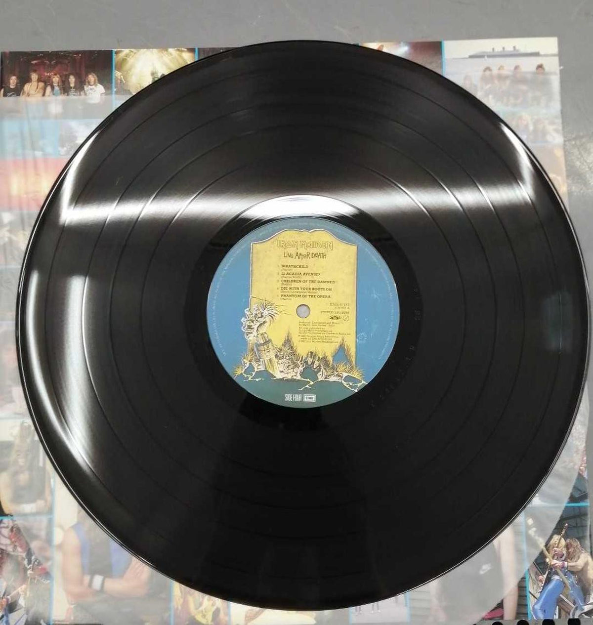 TOSHIBA EMI Record: Iron Maiden / Resurrection of the Dead