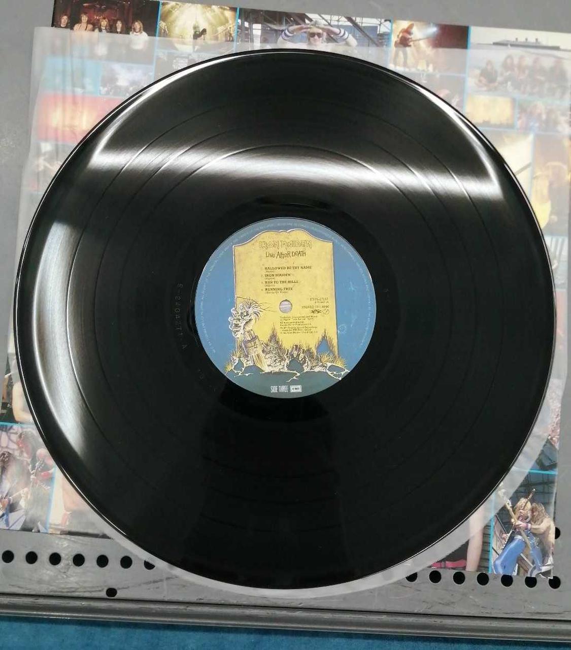 TOSHIBA EMI Record: Iron Maiden / Resurrection of the Dead