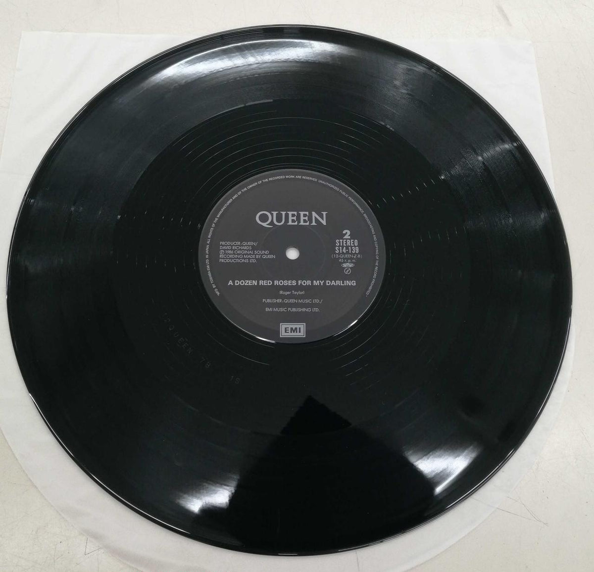 EMI Western Music Record AKIND of Magic / QUEEN