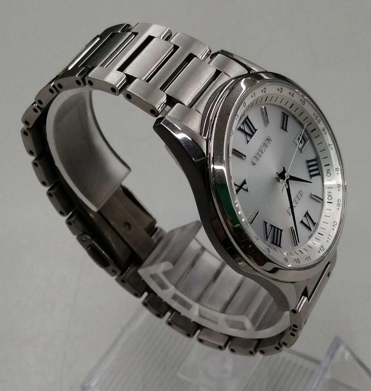 CITIZEN Quartz Analog Wristwatch CB1110-61A