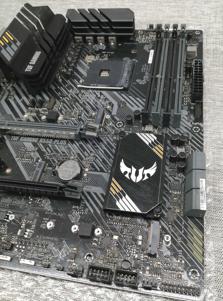 ASUS Motherboard TUF GAMING B550-PLUS