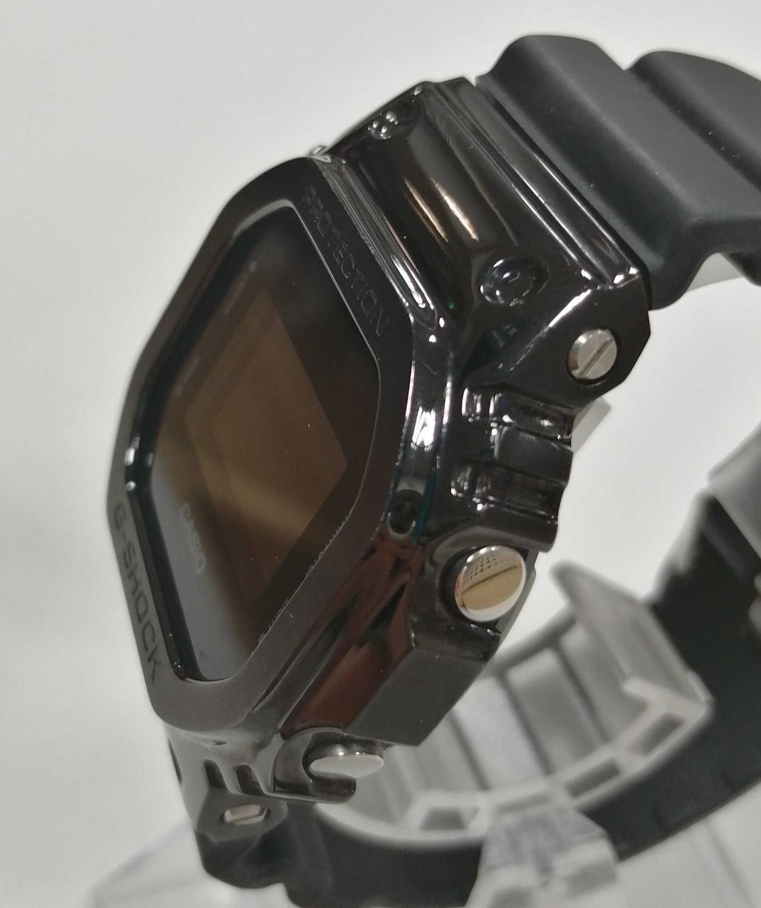 CASIO G-SHOCK GM5600SERIES GM-5600UB / Signs of Use