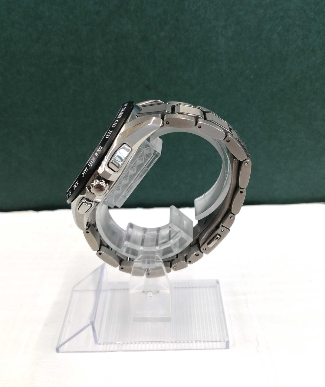 SEIKO Solar Wristwatch 8B63-0AA0