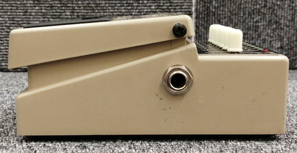 BOSS Effects pedal GE-7 - Banzai Thrifting | BanzaiHobby