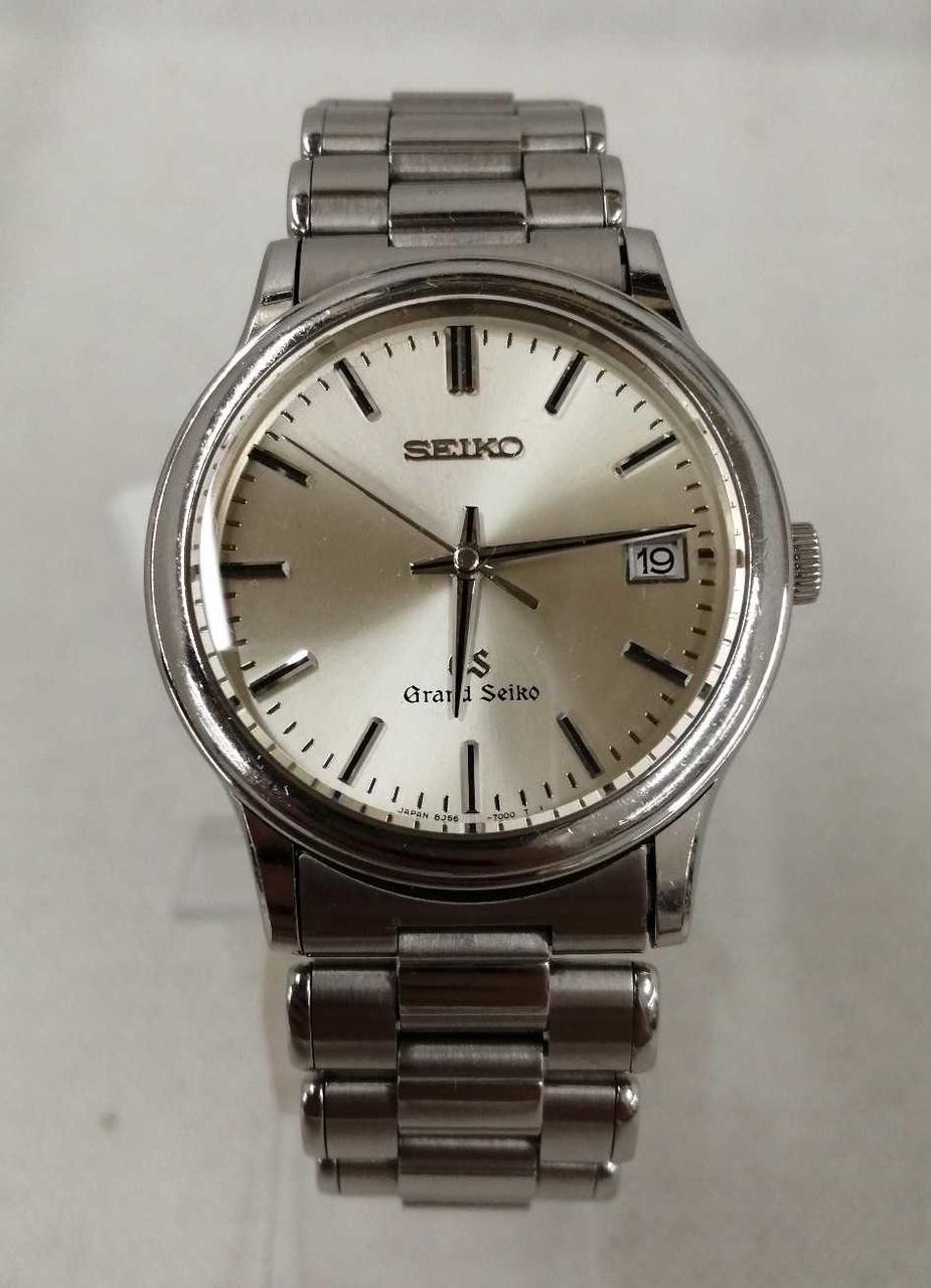 SEIKO Quartz Wristwatch 8J56-7000 - Banzai Thrifting | BanzaiHobby