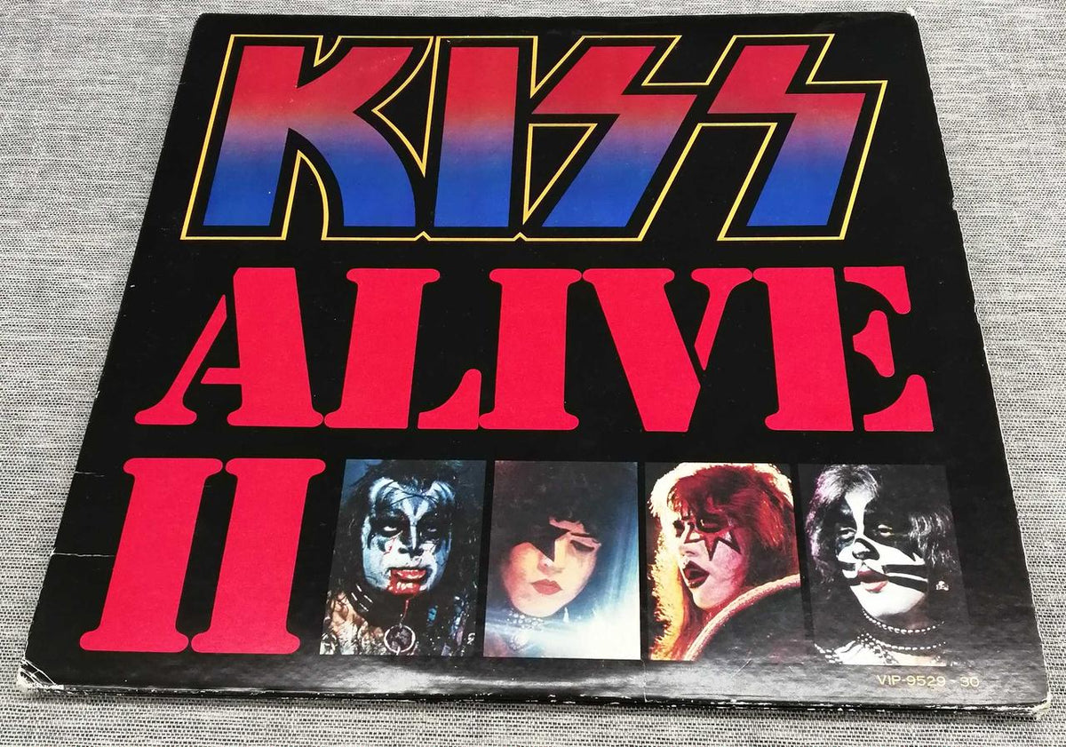 VICTOR KISS/ALIVE II VIP-9529～30 - Banzai Thrifting | BanzaiHobby