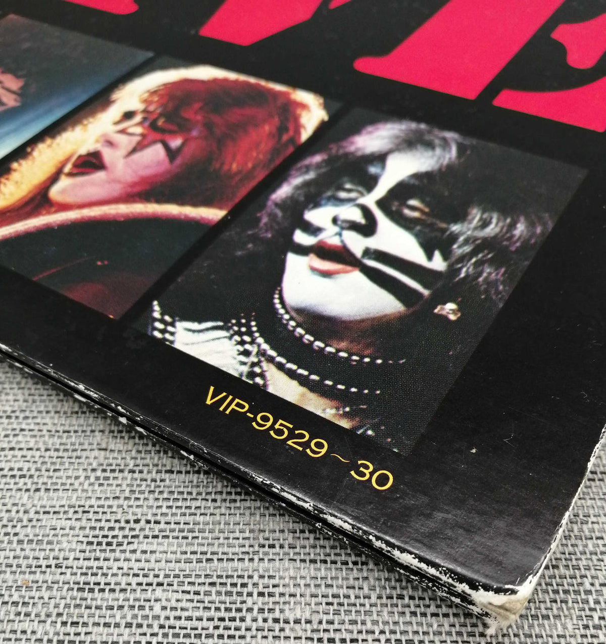 VICTOR KISS/ALIVE II VIP-9529～30 - Banzai Thrifting | BanzaiHobby