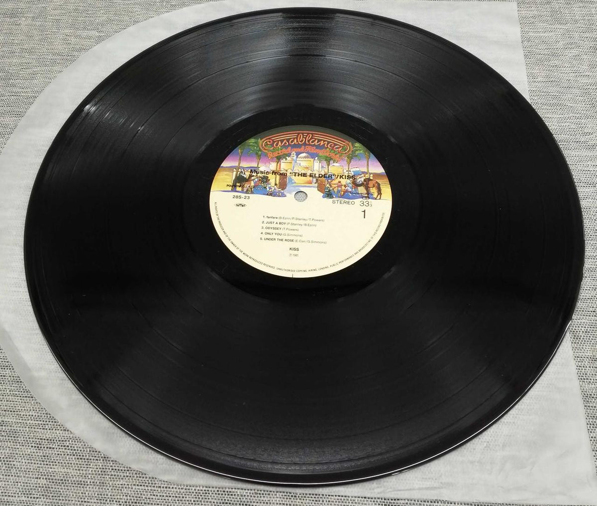 POLYSTAR KISS/MUSIC FROM "THE ELDER" 28S-23 - Banzai Thrifting | BanzaiHobby
