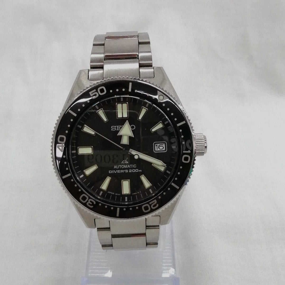 SEIKO PROSPEX 6R15-03W0 - Banzai Thrifting | BanzaiHobby