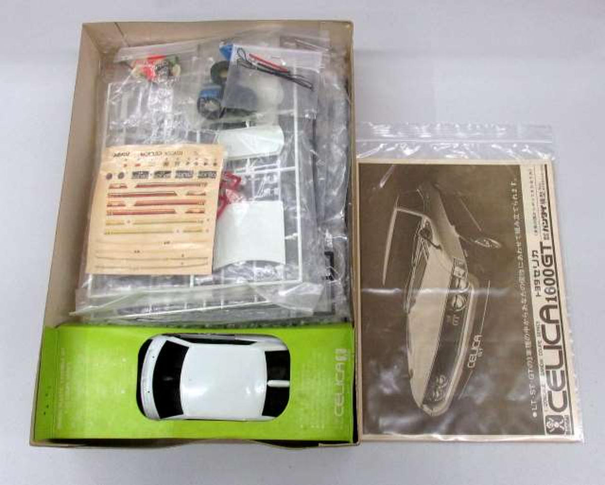 BANDAI 1/20 Toyota Celica 1600GT Motorization Kit [8110] - Banzai Thrifting | BanzaiHobby